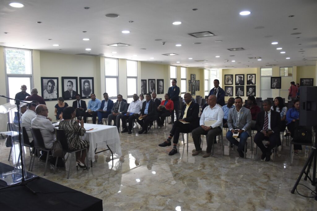 Comisión electoral del CDP realiza encuentro con candidatos | 2 | Comisión electoral del CDP realiza encuentro con candidatos - Noticias de hoy en República Dominicana | De Último Minuto