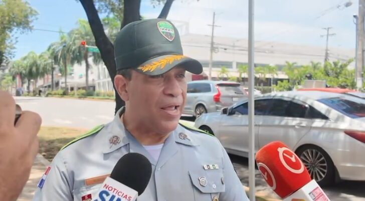 Prohibido girar a la izquierda en puntos de la Gómez, Lincoln y Churchill