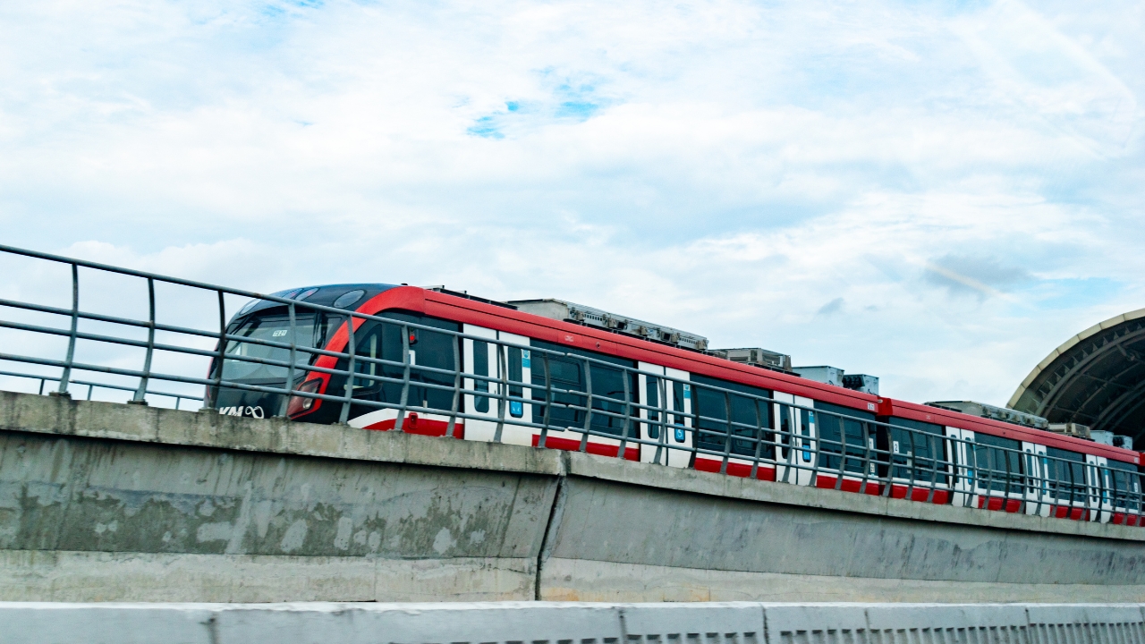 Gobierno dice monorriel en Santo Domingo por ser más barato y rápido que el tren