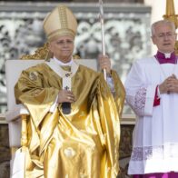 El papa vuelve a pedir la paz en Tierra Santa y Ucrania: "Dios no quiere la guerra"