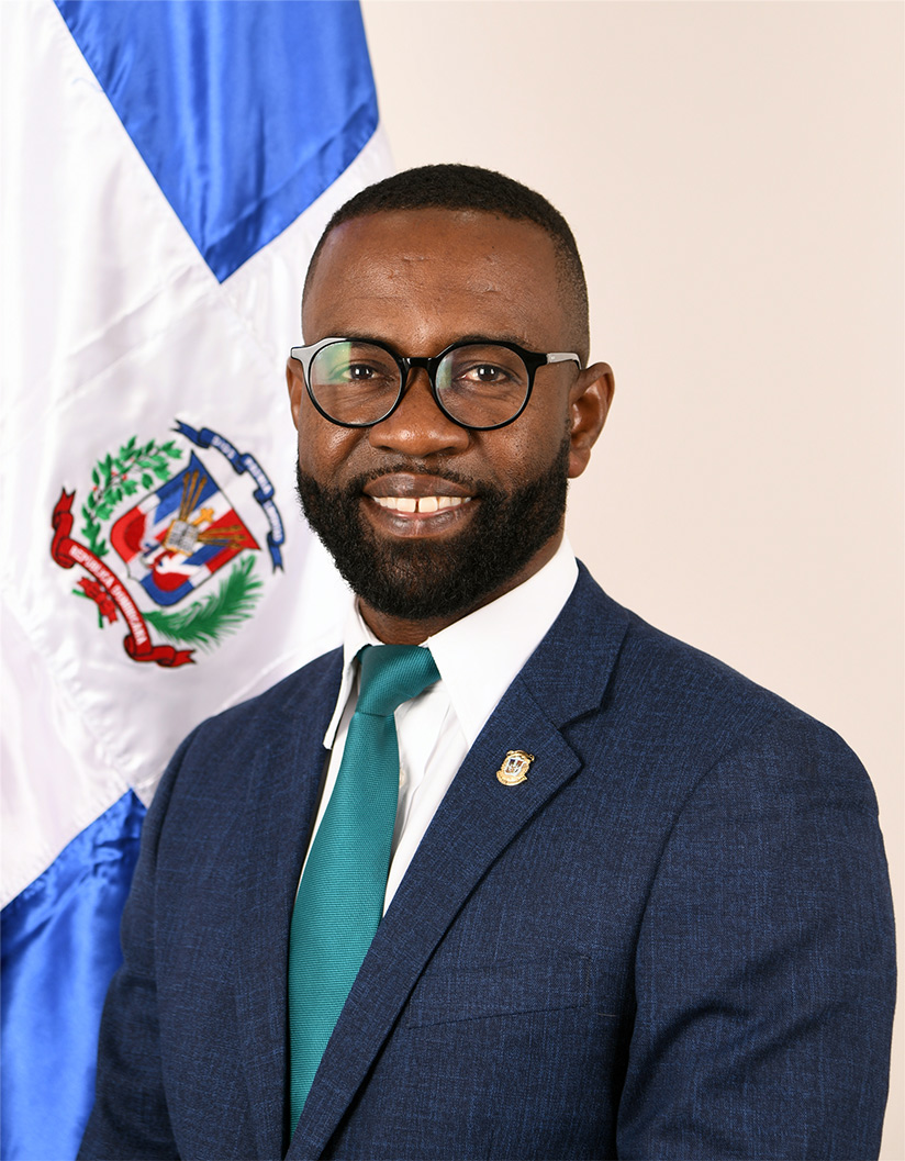 Carlos de Pérez: “Siempre que el PRM gobierna el dólar se dispara”