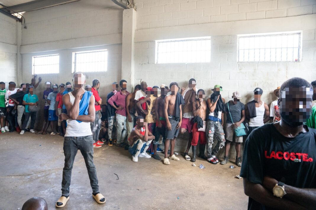 Migración deporta a 35,276 indocumentados en agosto; 250,741 en lo que va de año