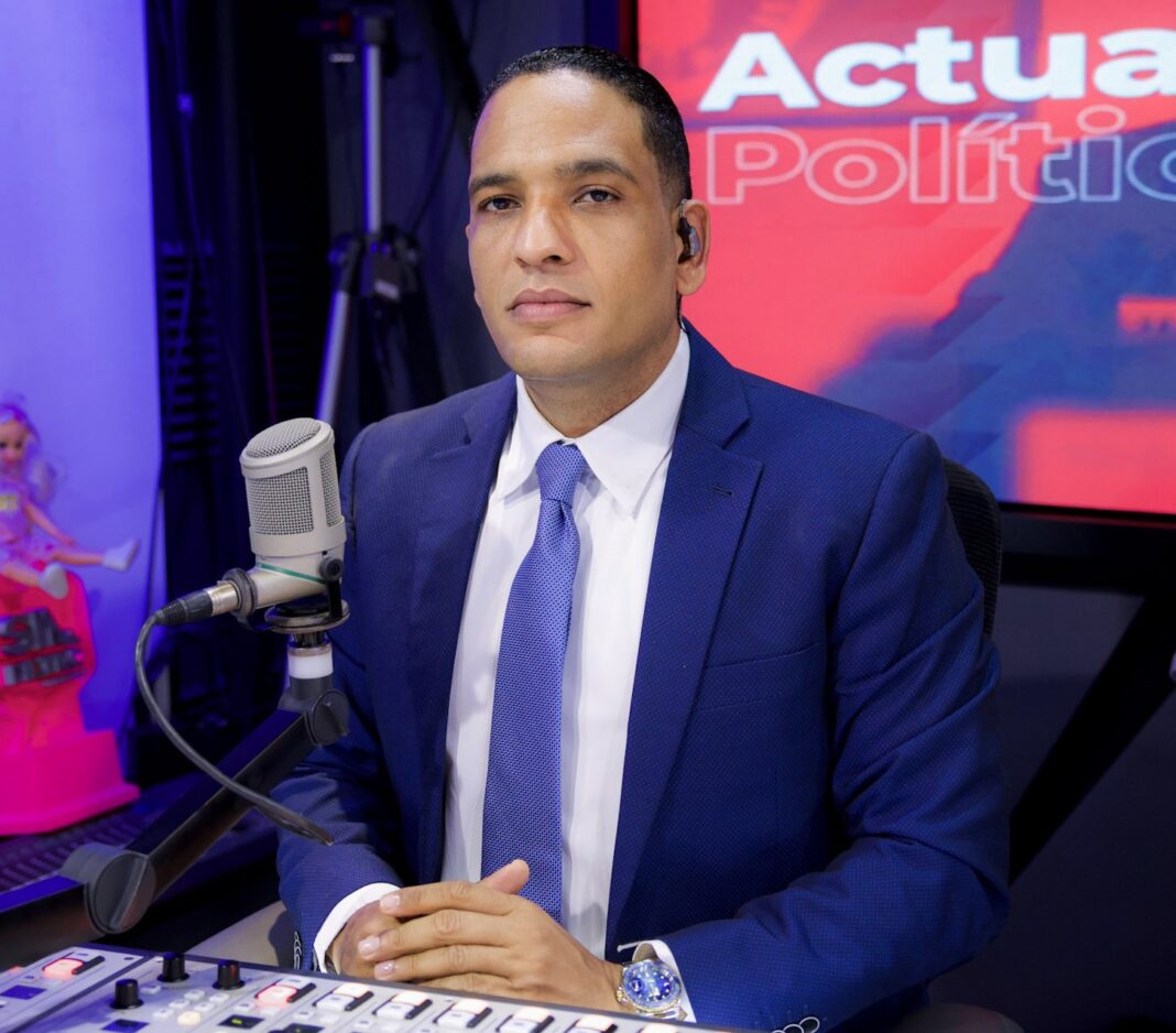 Hansel García propone creación de una materia de salud en las escuelas