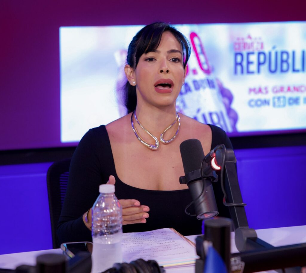 Lizbeth Santos denuncia siguen las intoxicaciones en escuelas de SFM; pide apelar a la sensibilidad | 2 | Lizbeth Santos denuncia siguen las intoxicaciones en escuelas de SFM; pide apelar a la sensibilidad - Noticias de hoy en República Dominicana | De Último Minuto