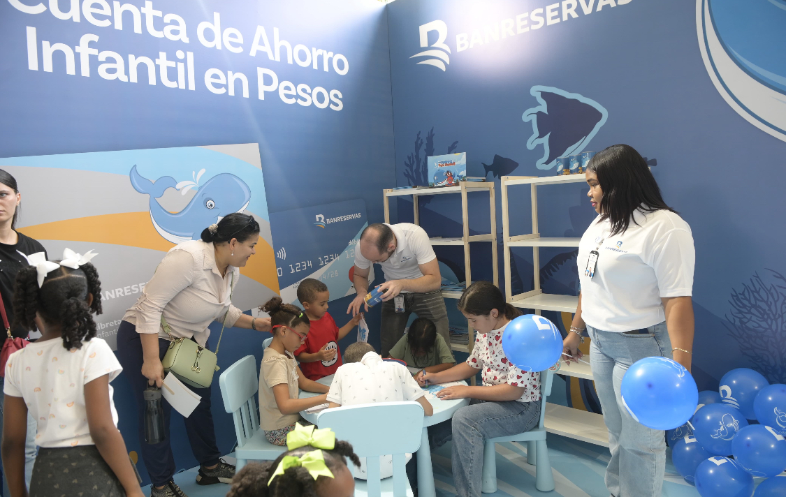 Banreservas presenta su programa en la Feria del Libro 2025 - Noticias de hoy en República Dominicana | De Último Minuto