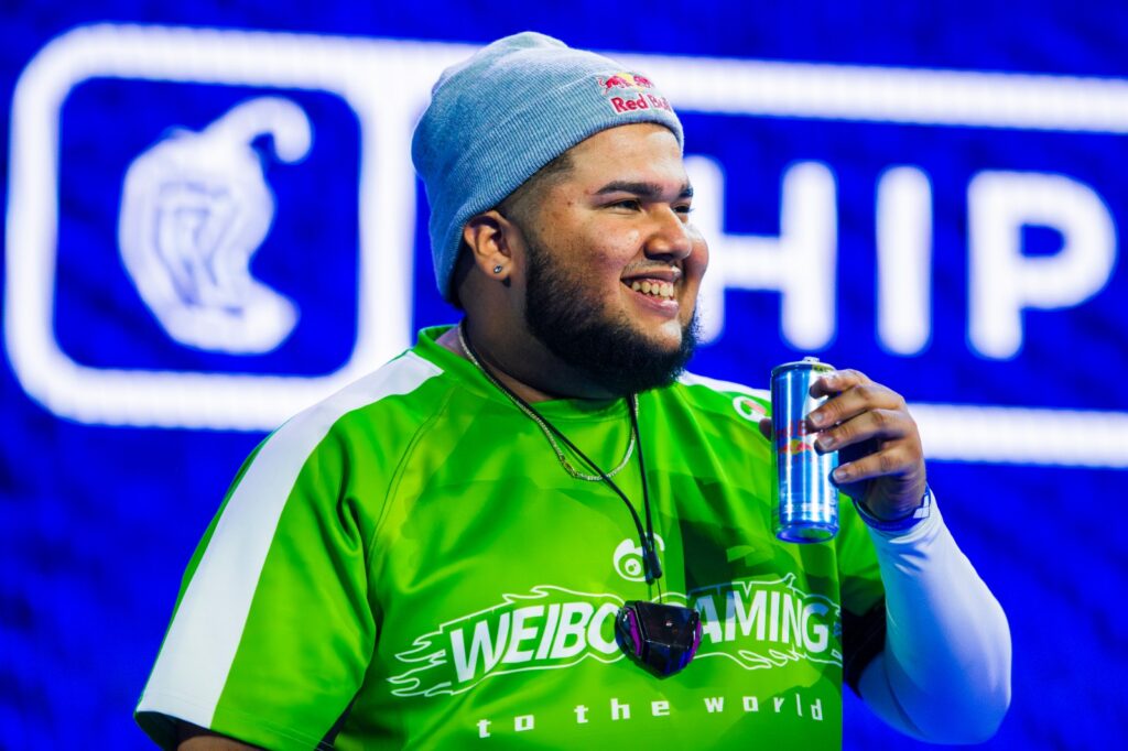 Leyenda del gaming MenaRD recibe el reconocimiento Orgullo de la Dominicanidad en los Premios Dominicanísimo 2025 | 2 | Leyenda del gaming MenaRD recibe el reconocimiento Orgullo de la Dominicanidad en los Premios Dominicanísimo 2025 - Noticias de hoy en República Dominicana | De Último Minuto