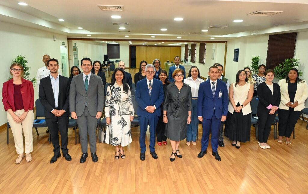 RD y Francia firman acuerdo para impulsar finanzas públicas sostenibles e inclusivas | 2 | RD y Francia firman acuerdo para impulsar finanzas públicas sostenibles e inclusivas - Noticias de hoy en República Dominicana | De Último Minuto