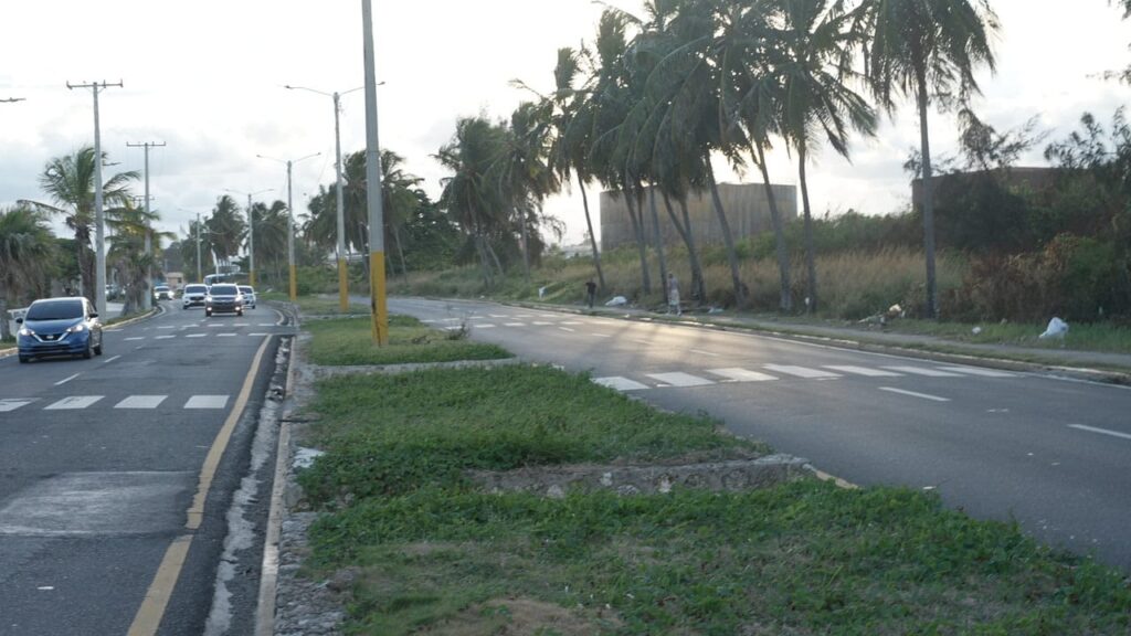 Ciudadanos de la avenida de España reaccionan ante caso de violación a mujer haitiana | 2 | Ciudadanos de la avenida de España reaccionan ante caso de violación a mujer haitiana - Noticias de hoy en República Dominicana | De Último Minuto
