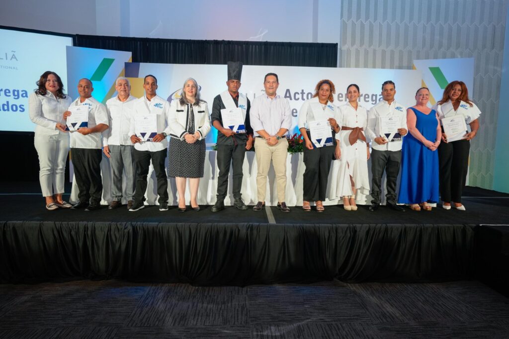 INFOTEP gradúa 97 técnicos especializados en áreas claves de la industria turística en Punta Cana | 2 | INFOTEP gradúa 97 técnicos especializados en áreas claves de la industria turística en Punta Cana - Noticias de hoy en República Dominicana | De Último Minuto