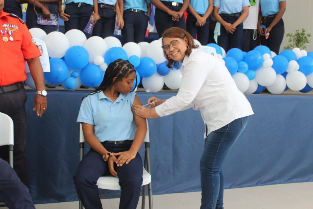 Dirección Provincial de Salud Pública de La Romana impulsa jornada de vacunación contra el VPH, Difteria, Tosferina y Tétanos | 3 | Dirección Provincial de Salud Pública de La Romana impulsa jornada de vacunación contra el VPH, Difteria, Tosferina y Tétanos - Noticias de hoy en República Dominicana | De Último Minuto