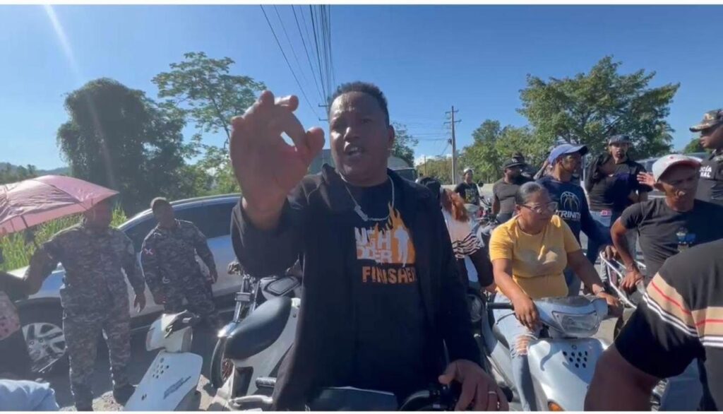 Comunitarios de Rincón de Yuboa reclaman puente seguro en la autopista Duarte | 4 | Comunitarios de Rincón de Yuboa reclaman puente seguro en la autopista Duarte - Noticias de hoy en República Dominicana | De Último Minuto