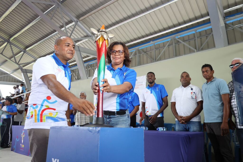 Recorrido de la Antorcha de los Juegos Escolares Nacionales llega a Bayaguana | 2 | Recorrido de la Antorcha de los Juegos Escolares Nacionales llega a Bayaguana