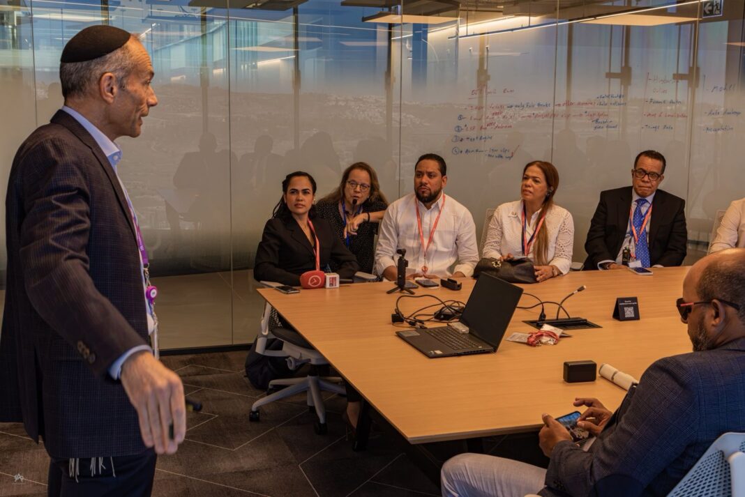 Mois Navon: la tecnología necesita regulación ética para transformar el mundo