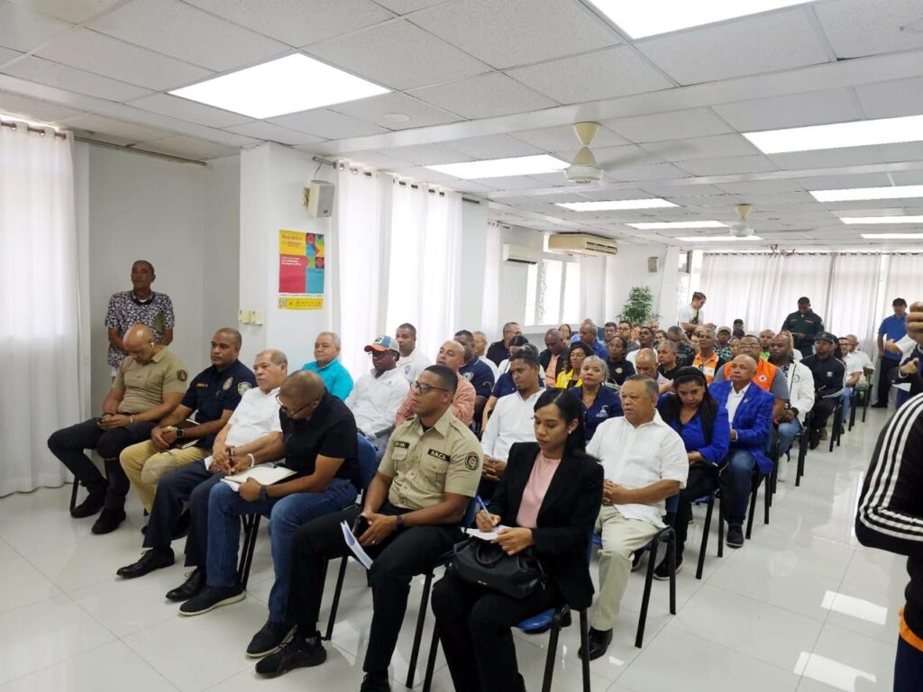 Viceministra de Interior y Policía encabeza encuentro de la Mesa de Seguridad en Monseñor Nouel | 3 | Viceministra de Interior y Policía encabeza encuentro de la Mesa de Seguridad en Monseñor Nouel - Noticias de hoy en República Dominicana | De Último Minuto