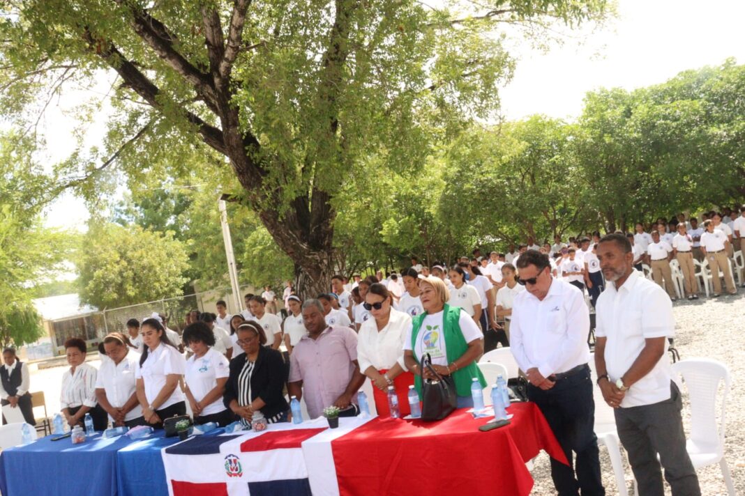 Realizan jornada de sensibilización por los derechos de niños, niñas y adolescentes en Azua