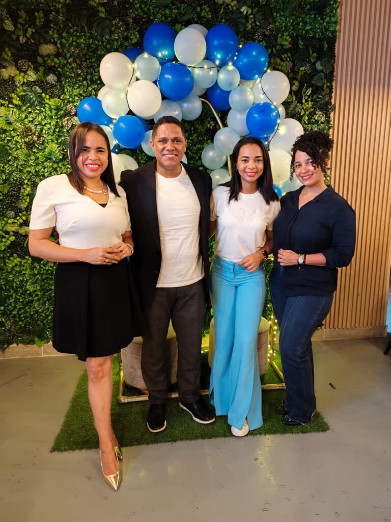 En Contacto Radio celebra su 4to aniversario con un emotivo encuentro de confraternidad y gratitud | 4 | En Contacto Radio celebra su 4to aniversario con un emotivo encuentro de confraternidad y gratitud - Noticias de hoy en República Dominicana | De Último Minuto