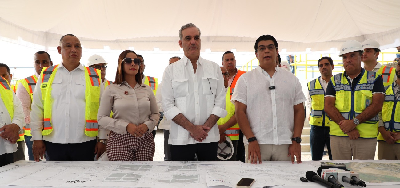 Presidente Abinader supervisa avances ampliación del Acueducto Barrera de Salinidad en SDE y SDN
