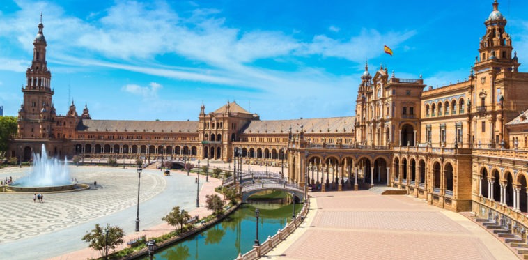 Dos fallecidos en Cataluña España al arrastrar su coche las intensas lluvias