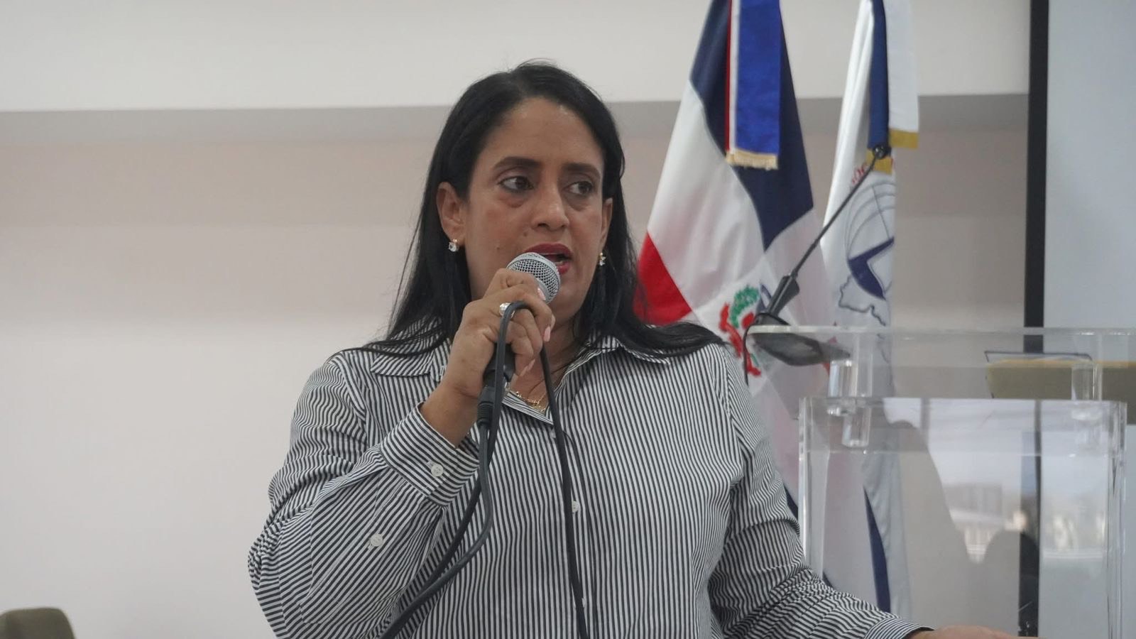 ADP Monción denuncia graves deficiencias en el inicio del año escolar y pide respuestas a las autoridades