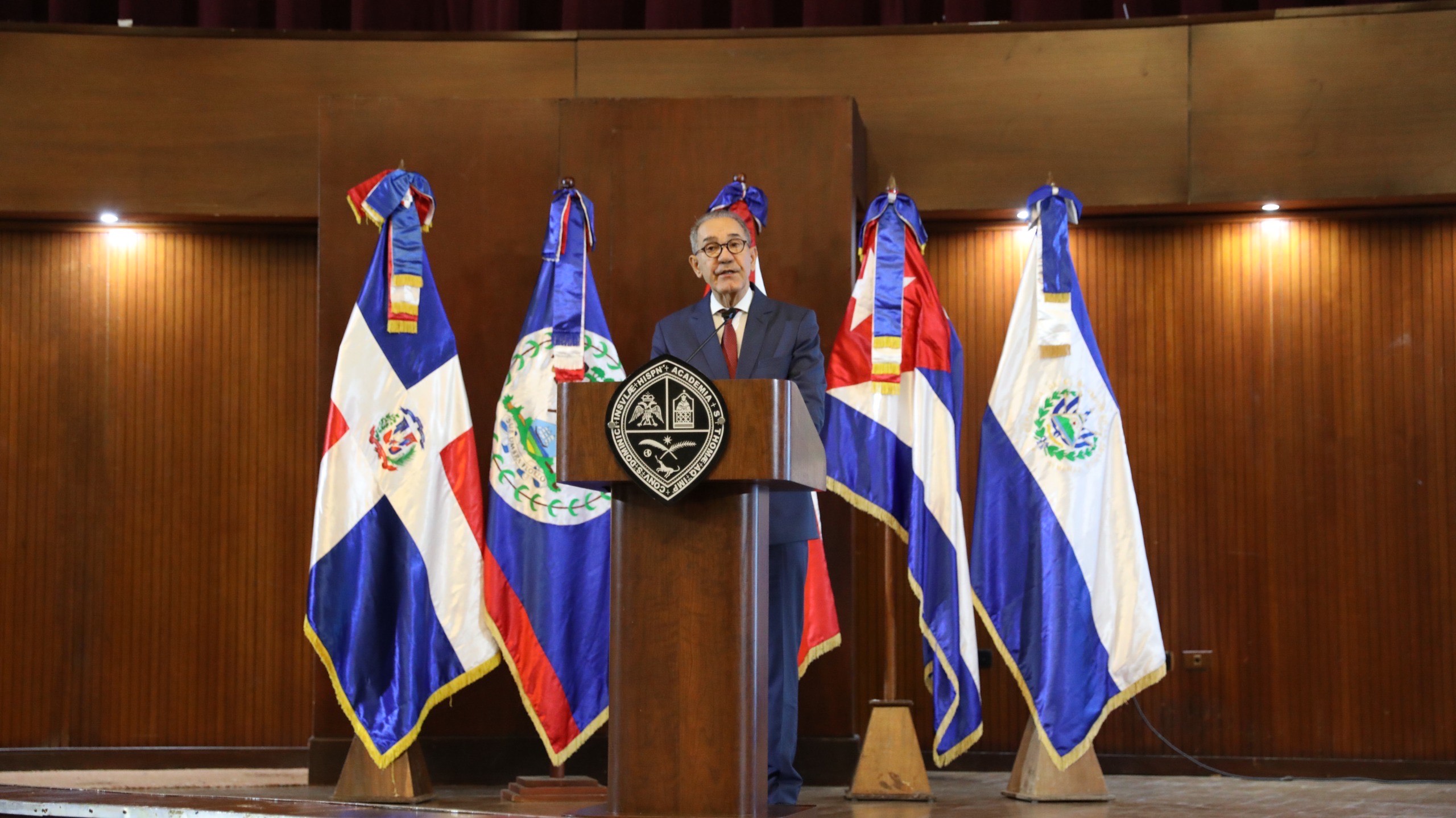 García Fermín aboga por una educación superior de valores y crecimiento económico para la región
