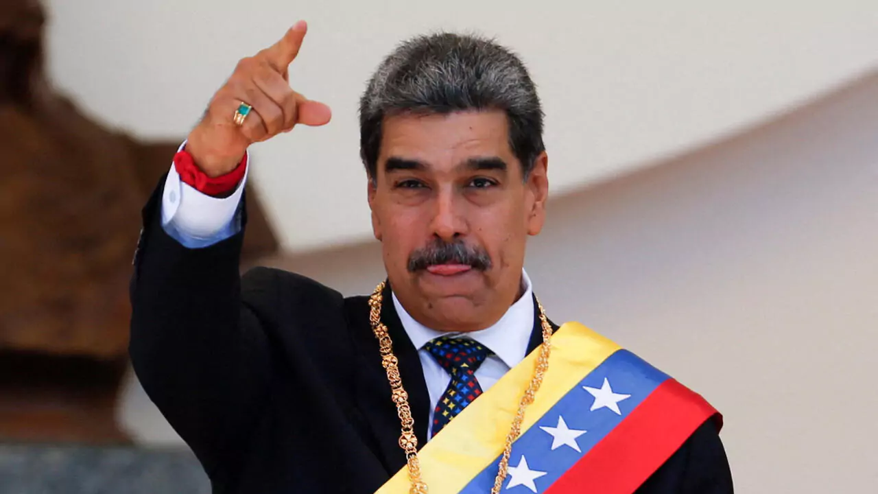 Maduro confirma inicio de entrenamientos de la Milicia Bolivariana en 312 cuarteles en todo el país