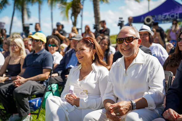 Miami Beach renombra la Calle 13 como “Gloria Estefan Way” en honor a la ícono musical | 2 | Miami Beach renombra la Calle 13 como “Gloria Estefan Way” en honor a la ícono musical - Noticias de hoy en República Dominicana | De Último Minuto