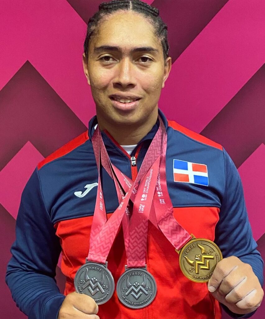 Yudelina Mejía hace historia al conquistar el primer oro mundial para la halterofilia dominicana - Noticias de hoy en República Dominicana | De Último Minuto