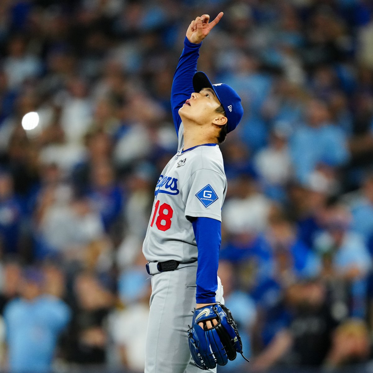 Yamamoto hace historia con juego completo épico en la Serie Mundial 2025
