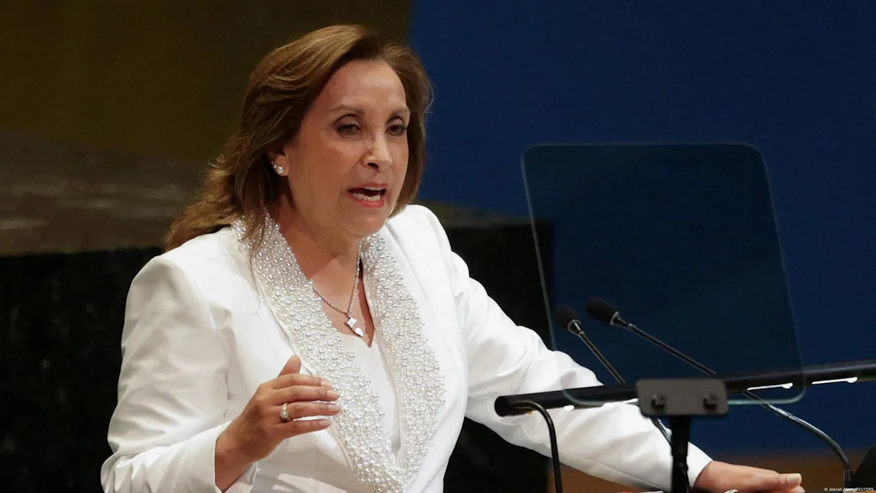 Dina Boluarte ratifica que no piensa buscar asilo y que no es responsable de delitos - Noticias de hoy en República Dominicana | De Último Minuto