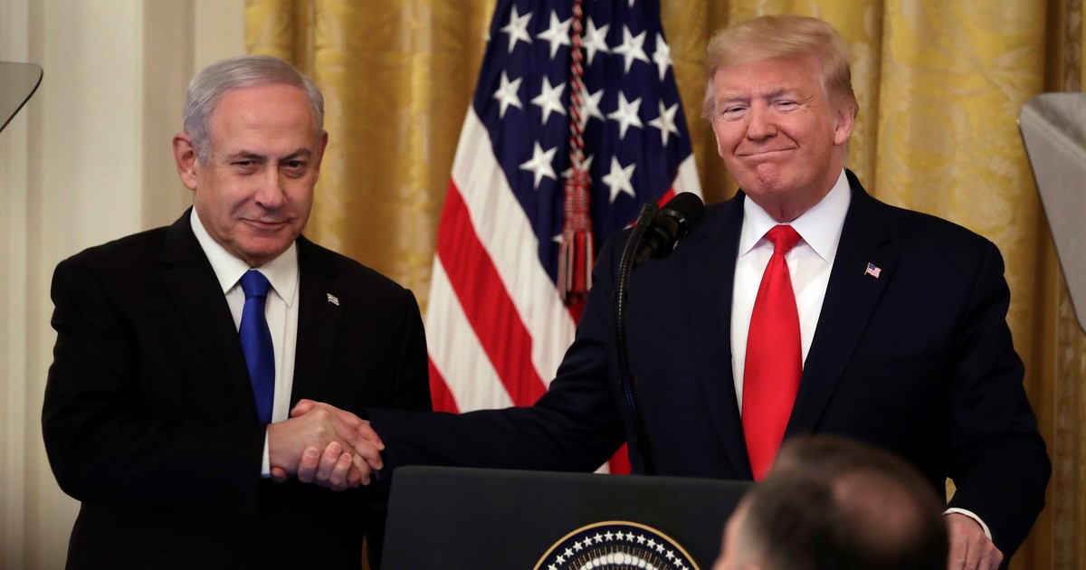 Trump exige a Israel que deje de bombardear Gaza para negociar la salida de los rehenes - Noticias de hoy en República Dominicana | De Último Minuto