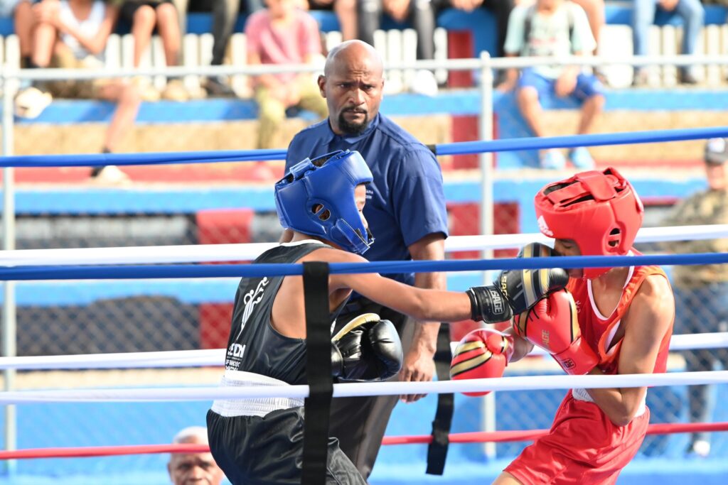 Continúan Juegos Escolares: Suroeste se hace del oro en bádminton mixto; Metropolitana II lidera medallero | 2 | Continúan Juegos Escolares: Suroeste se hace del oro en bádminton mixto; Metropolitana II lidera medallero - Noticias de hoy en República Dominicana | De Último Minuto