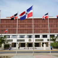 Legisladores coinciden en que el pago obligatorio del 10% de propina a deliverys afecta a la clase media - Noticias de hoy en República Dominicana | De Último Minuto