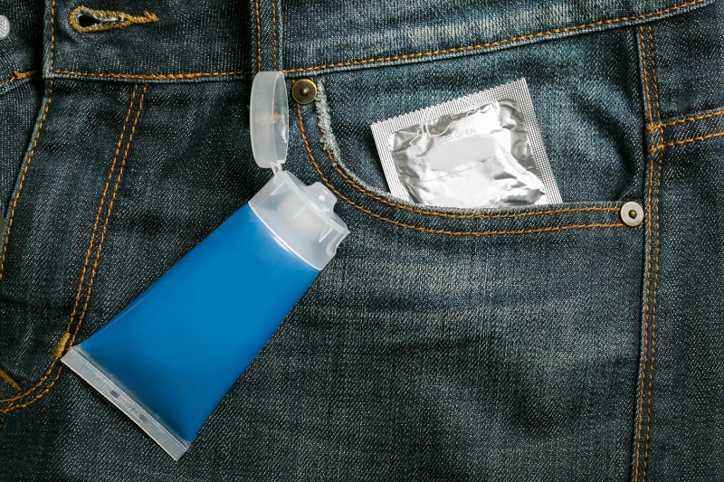 El uso de lubricantes en el sexo: ¿falta de deseo o parte natural del placer?