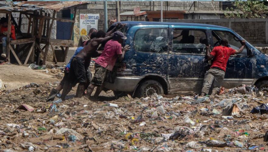 Huracán Melissa provoca inundaciones en un pueblo de Haití y deja veinte muertos