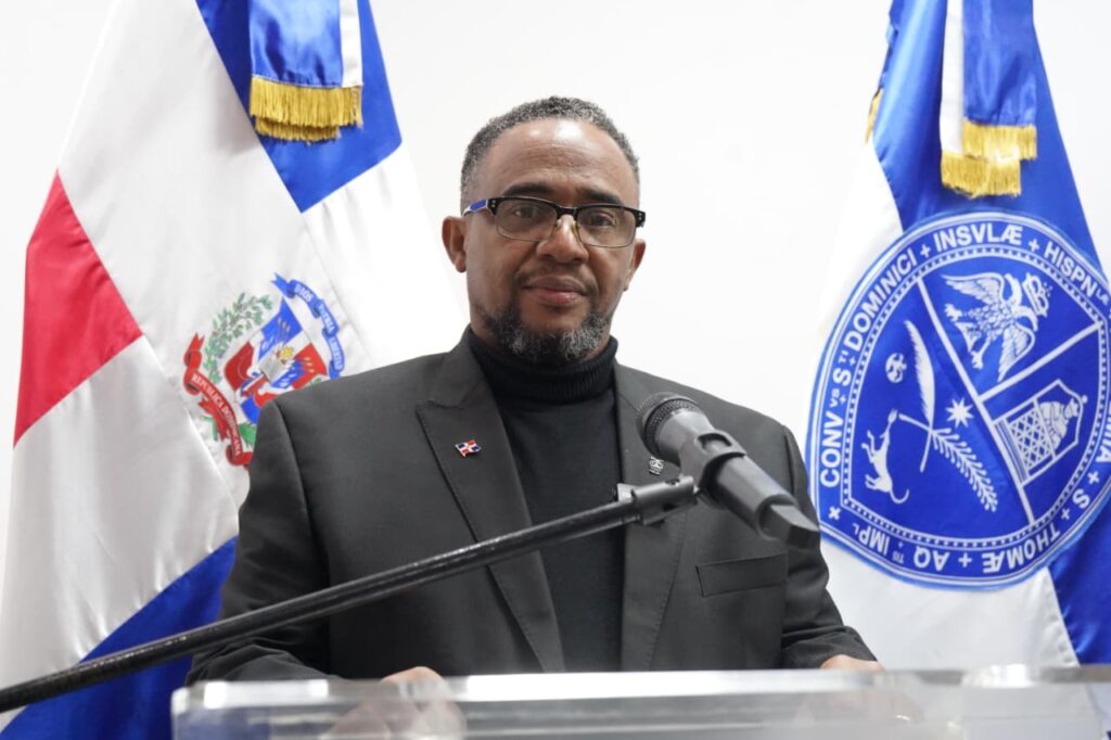 Escuela de Filosofía de la UASD realiza Lectio Brevis sobre identidad, nación política y soberanía - Noticias de hoy en República Dominicana | De Último Minuto
