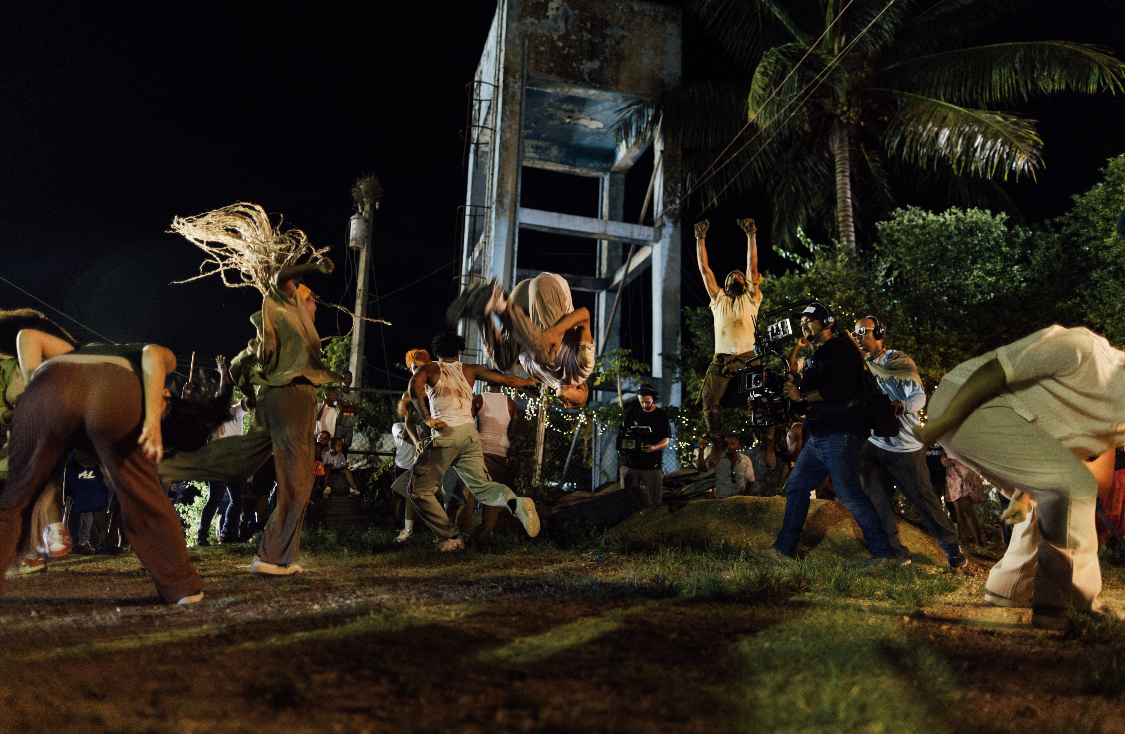 “Da Republik” pone a bailar al mundo en el video de los ganadores del Grammy For King + Country - Noticias de hoy en República Dominicana | De Último Minuto
