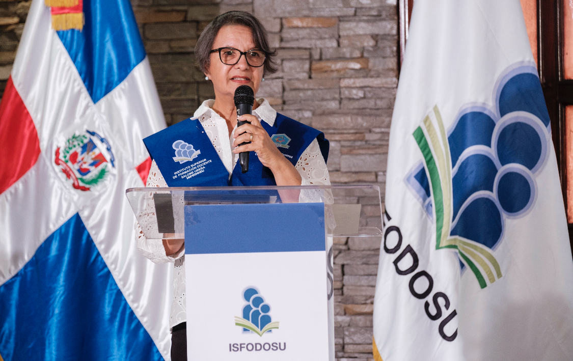 ISFODOSU concluye proyecto para mejorar aprendizajes en Ocoa - Noticias de hoy en República Dominicana | De Último Minuto
