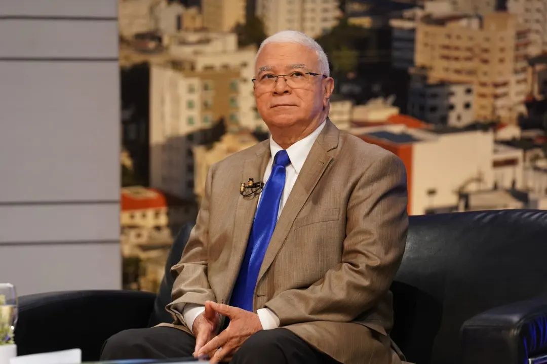 Hernández Alberto destaca liderazgo de Luis Abinader en histórica aprobación de misión internacional contra pandillas en Haití”
