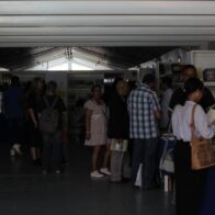 valoran organización de la Feria del Libro, pero se quejan por apagones en pabellones