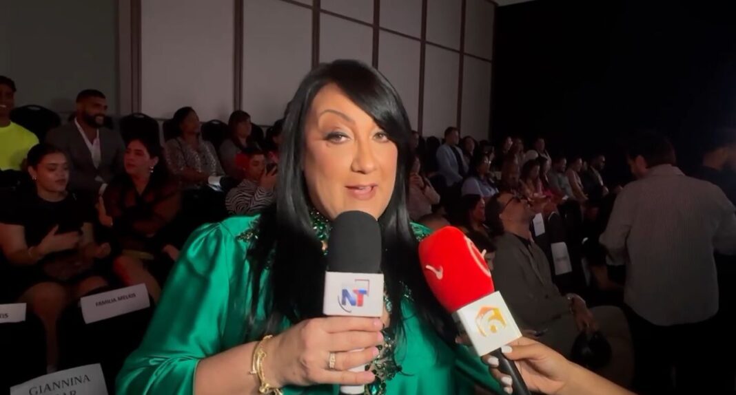 Giannina Azar brinda espaldarazo al RD Fashion Week en su gala inaugural y envía mensaje inspirador a nueva generación de diseñadores
