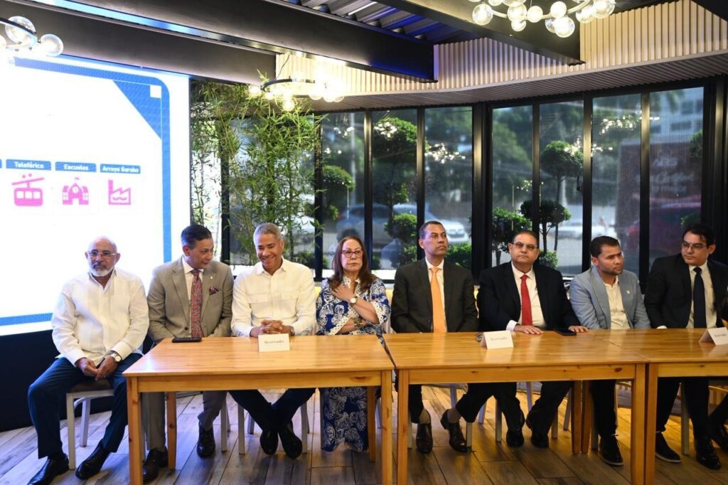 Guido Gómez Mazara resalta inversiones históricas del Gobierno en Santiago - Noticias de hoy en República Dominicana | De Último Minuto