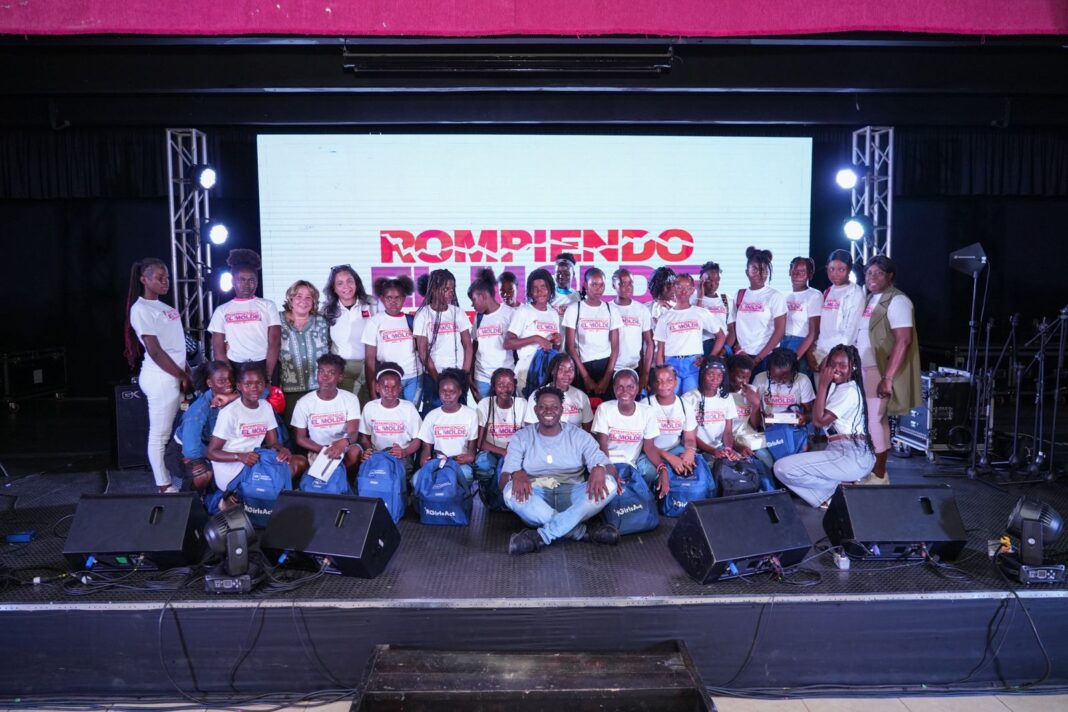 AHF RD llama a crear entornos seguros para las niñas en el Día Internacional de la Niña