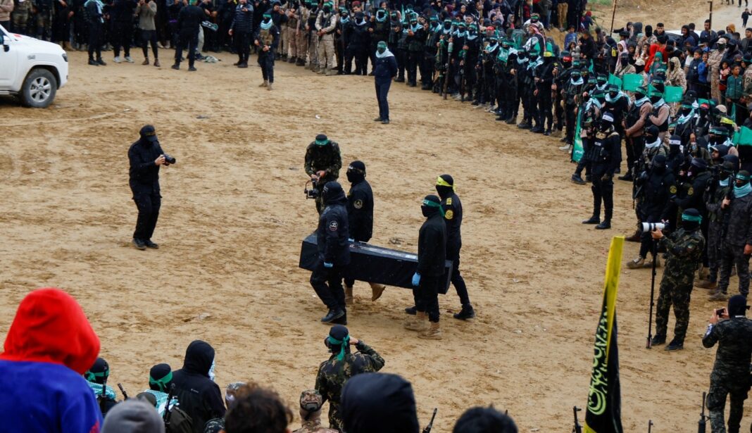 Israel despedirá con ceremonia en el aeropuerto el cadáver de rehén nepalí devuelto
