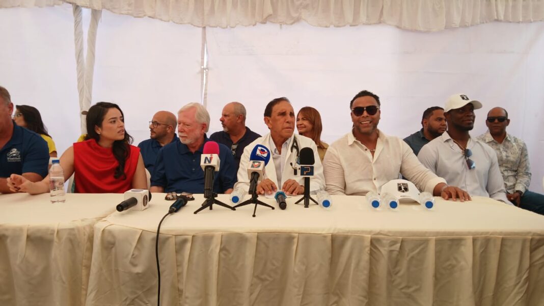 Más de 1,200 familias impactadas con sillas de rueda gratuitas de Wheelchair Foundation y Fundación Cruz Jiminián