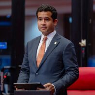 Omar Fernández exige cumplir la ley y liberar de impuestos salarios de hasta RD$52,000