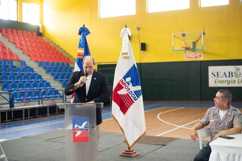 INPOSDOM emite sellos postales en honor a figuras del deporte y la música de San Carlos | 3 | INPOSDOM emite sellos postales en honor a figuras del deporte y la música de San Carlos