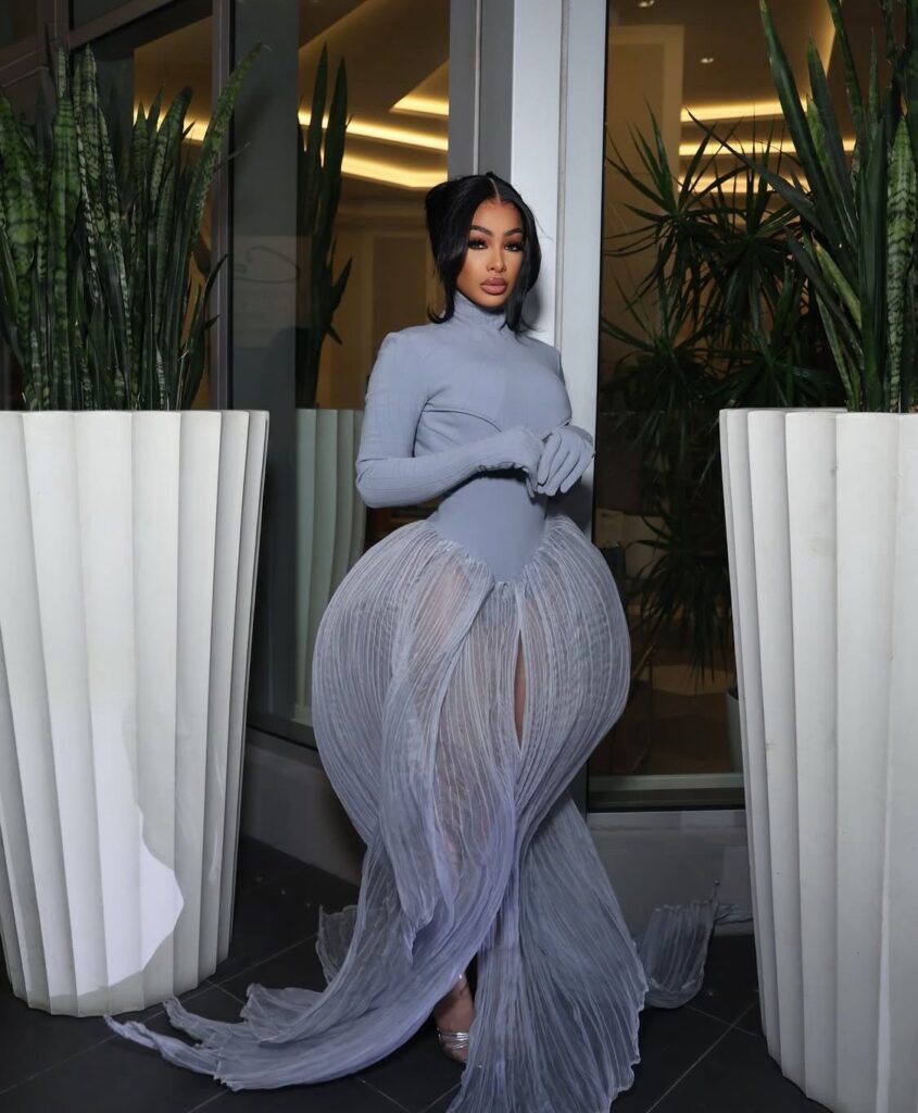 Yailin La Más Viral más arriesgada que nunca en la alfombra de los Billboard | 4 | Yailin La Más Viral más arriesgada que nunca en la alfombra de los Billboard - Noticias de hoy en República Dominicana | De Último Minuto