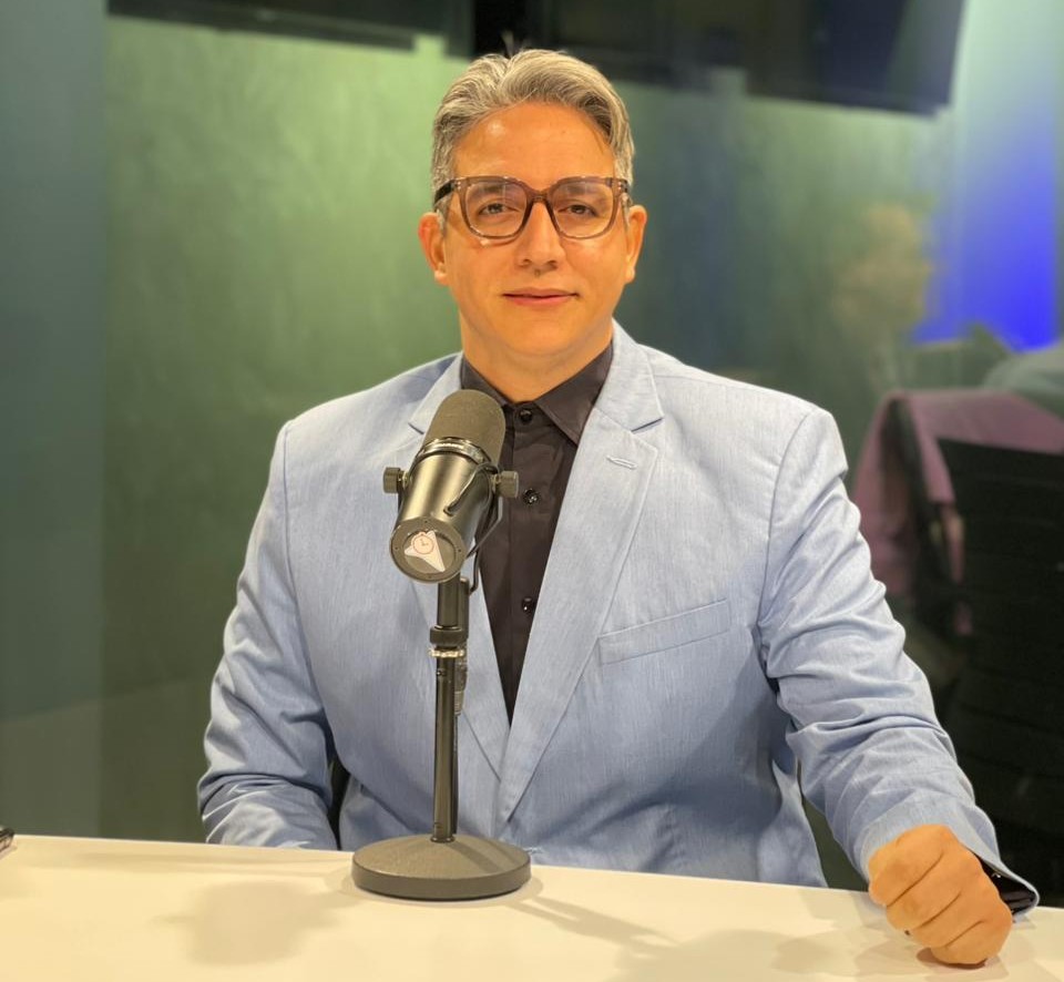 Rodolfo Santos: “el problema no es el agua, es que usted está en su hábitat” | 2 | Rodolfo Santos: “el problema no es el agua, es que usted está en su hábitat” - Noticias de hoy en República Dominicana | De Último Minuto