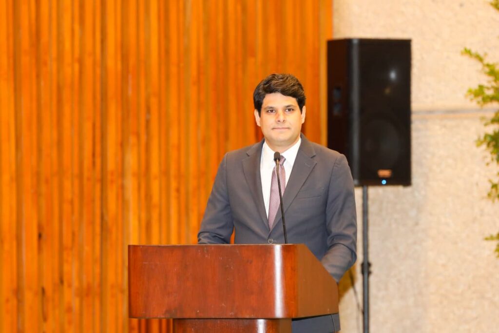 Abinader resalta valor democrático de la reforma constitucional que limita la reelección | 3 | Abinader resalta valor democrático de la reforma constitucional que limita la reelección - Noticias de hoy en República Dominicana | De Último Minuto