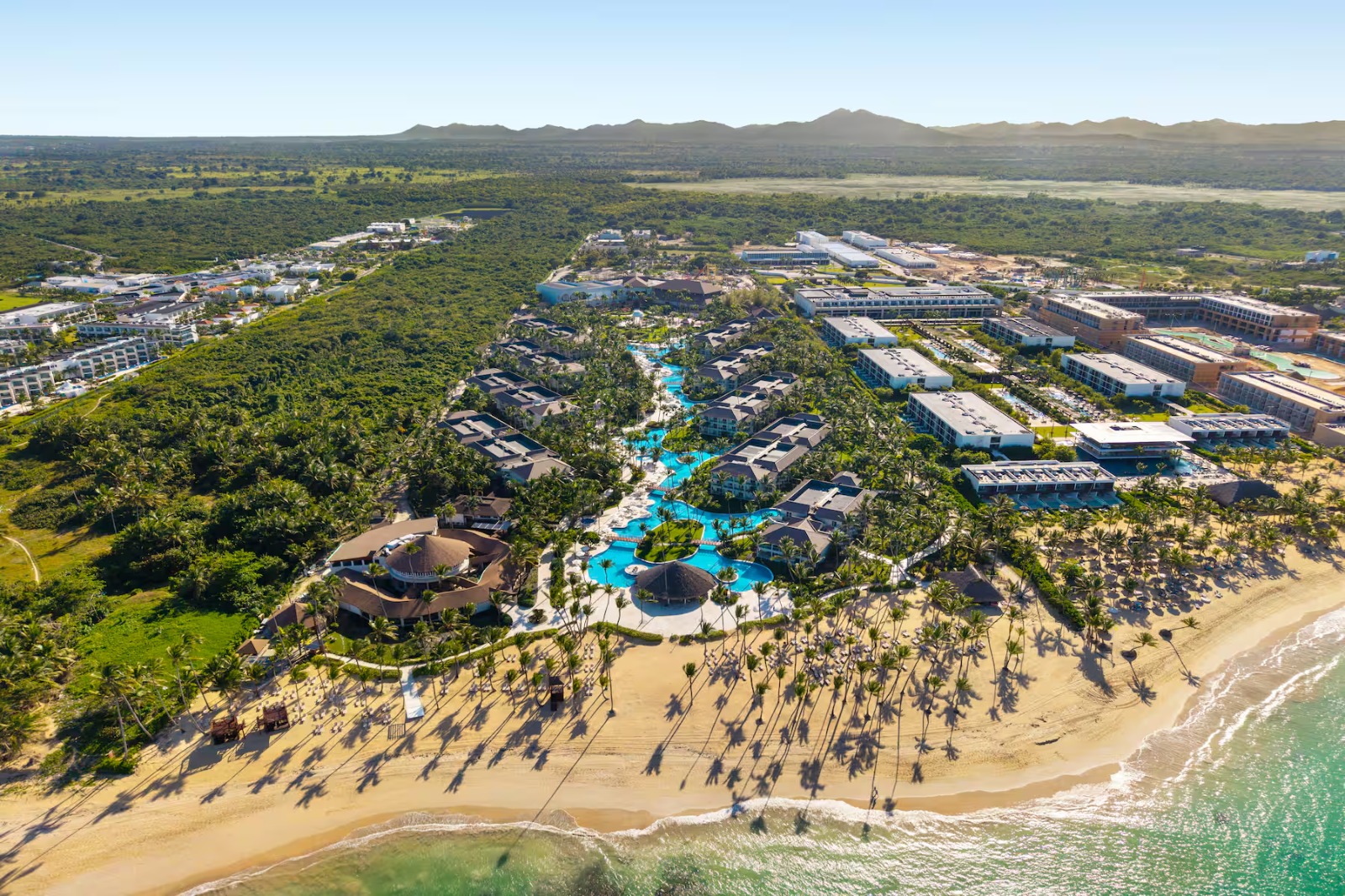 Aimbridge Hospitality opera los Todo Incluido de Wyndham Alltra en el país